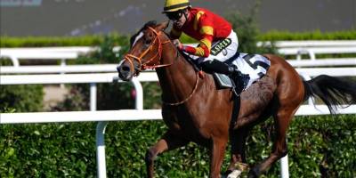 98. Gazi Koşusu'nu "Dragon Flame" kazandı