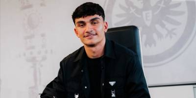 Milli futbolcu Can Uzun, Almanya Bundesliga ekibi Eintracht Frankfurt'a transfer oldu