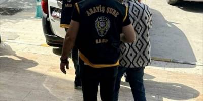 Şehzadeler'de muhtarlık binasını kundakladıkları öne sürülen 2 kişi tutuklandı