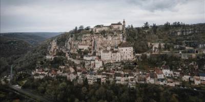 Fransa'da 1300 yıllık "efsanevi" kılıcın kaybolmasına ilişkin soruşturma başlatıldı