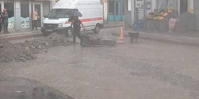 Sağlık Bakanlığı, sel bölgesinde 7 UMKE timi ve 22 ambulansın görevlendirildiğini bildirdi