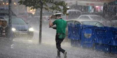 Meteorolojiden 'turuncu ve sarı kodlu' uyarı: Sağanak yağmur ve kuvvetli rüzgar