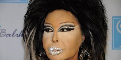 Sette olay çıkaran Bülent Ersoy yönetmeni 'dövmek' için saatlerce bekledi: 'Adam odadan çıkamadı'