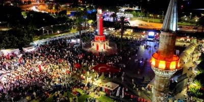 İzmir'de 15 Temmuz Demokrasi ve Milli Birlik Günü etkinlikleri düzenlendi
