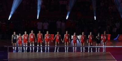 A Milli Kadın Voleybol Takımı, Paris 2024'te "ilk servisi"ni yarın kullanacak
