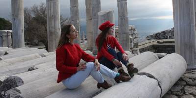 Bergama ünlü modacının tasarımlarına ilham kaynağı oldu