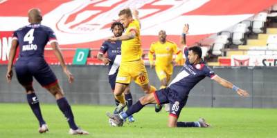 Kayserispor ile Antalyaspor 32.randevuda