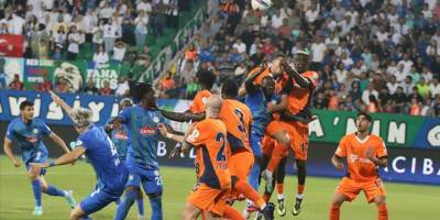 Çaykur Rizespor ile RAMS Başakşehir 1-1 berabere kaldı