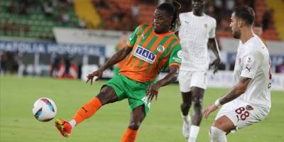 Alanyaspor ile Hatayspor arasında oynanan maç, berabere bitti