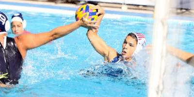 Uluslararası Kadınlar Su Topu Turnuvası'nda İzmir Büyükşehir Belediyespor birinci oldu