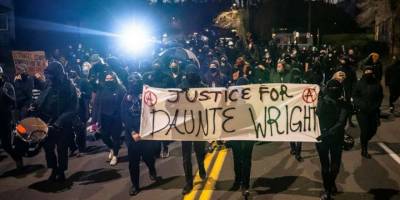 ABD'de siyahi gencin ölümünün ardından tansiyon düşmüyor
