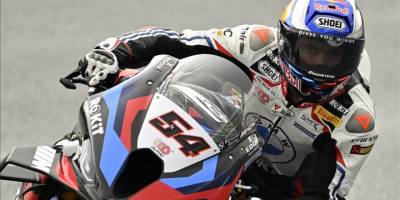 Milli motosikletçi Toprak Razgatlıoğlu, Portekiz'deki ilk yarışta birinci oldu