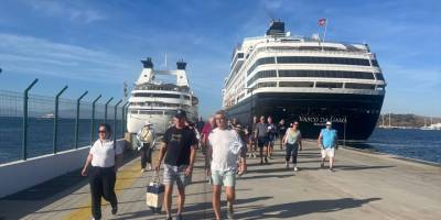 Bodrum'a iki kruvaziyerle 1204 yolcu geldi