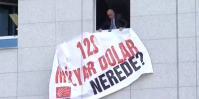 '128 milyar dolar nerede?' pankartı TBMM'de