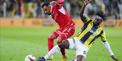 Fenerbahçe, Süper Lig'de ikinci sıraya yükseldi