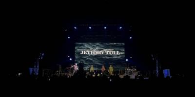 Jethro Tull İstanbul'da müzikseverlerle buluştu