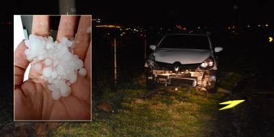 Ayvalık'ı da hortum, dolu vurdu