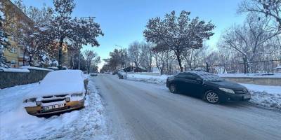 Erzurum'da termometreler sıfırın altında 18 dereceyi gösterdi