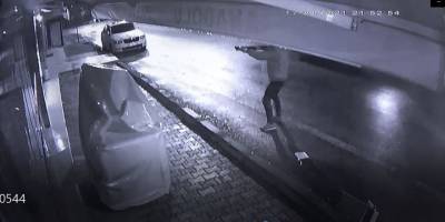 Olay çıkartılan pastaneye 2 saat sonra da silahlı saldırı