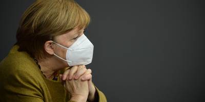 Merkel’den Almanya’daki kısıtlamaların gereğinden fazla 1 gün sürmeyeceğine dair söz