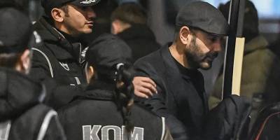 Beşiktaş Belediye Başkanı Rıza Akpolat aylık gelirini savcılıkta ayrı mahkemede ayrı söyledi