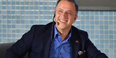 BEYLİKDÜZÜ BELEDİYE BAŞKANI MEHMET MURAT ÇALIK GÖZALTINA ALINDI