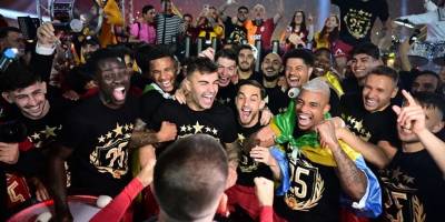 Şampiyonluk kutlamasında sahne alacak isimler belli oldu!