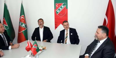 Karşıyaka'da birleşme çağrısı!