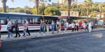 Yola çıkacaklar dikkat: Hangi otobüs hatları çalışıyor?