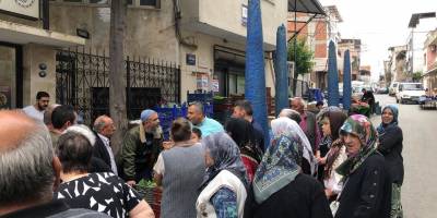 Levent Pazaryeri üç hafta sonra kuruldu: Tartışmalı açılış!