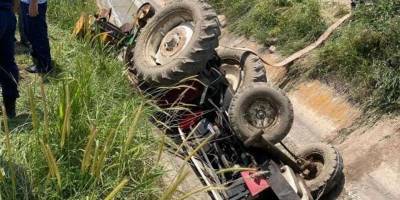 Traktör, sulama kanalına devrildi: 1 ölü