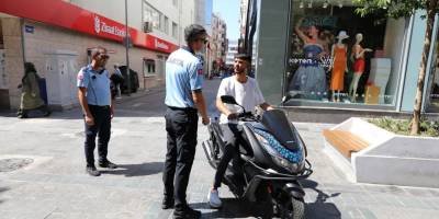 Yaya yollarında scooter ve motora geçit yok