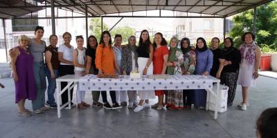 ​​​​​​​Aliağa Belediyesi’nden annelere özel eğitim