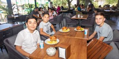 Güzelbahçe Belediyesi’nden öğrencilere sürpriz