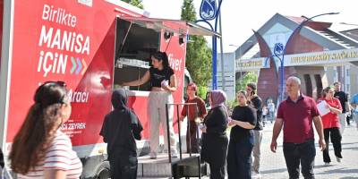 Manisa Büyükşehir, YKS günü öğrencilerin yanındaydı