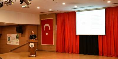 Çiğli'den bağımlılıkla mücadele semineri