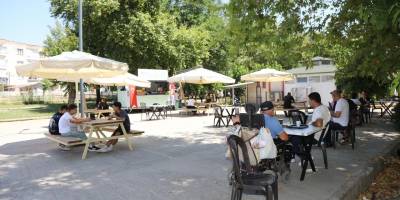 Engelsiz Kafe yenilenen yüzüyle hizmete devam ediyor