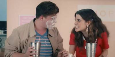 Avustralya'da milkshakeli cinsel eğitim videosu tepkilerin ardından kaldırıldı: 'Ciddi bir sorunu önemsiz gösteriyor'