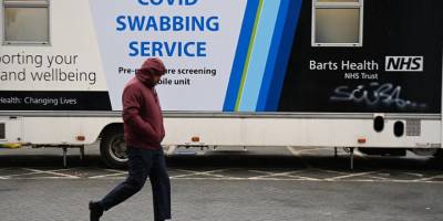 İngiltere'de son 24 saatte 2 bin 524 vaka