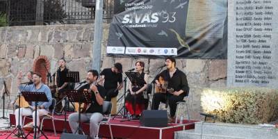 Madımak Katliamında hayatını kaybedenler Karabağlar’da anıldı