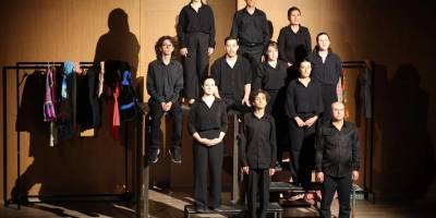 Alkışlar Karabağlar Kent Tiyatrosu kursiyerlerine