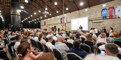 Başkan Tugay'dan 'özgür basın' mesajı!