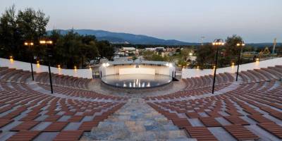 Buca'da Zeki&Metin Amfi Tiyatrosu kapılarını açıyor