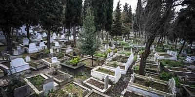 Büyükşehir'den dikkat çeken takas: Her bağışçıya 6 mezar!