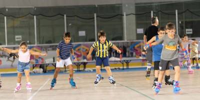 İzmir’de tekerlekli paten kursuna ilgi yoğun