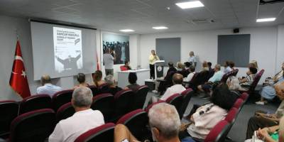 Karşıyaka ‘İzmir Baba’yı unutmadı!