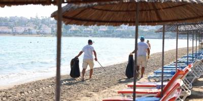 Çeşme plajlarında 7/24 temizlik