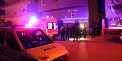 Denizli'de 4. kattan düşen kişi öldü