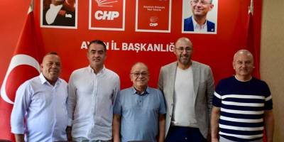 Aydın'da CHP'li belediye başkanlarından birlik pozu!