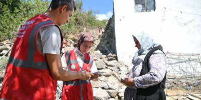 Büyükşehir'den deprem mağdurlarına yardım eli